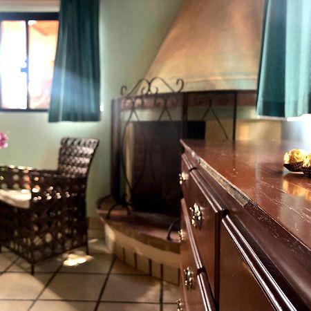 Casa Del Sol Inn Ахихик Екстер'єр фото