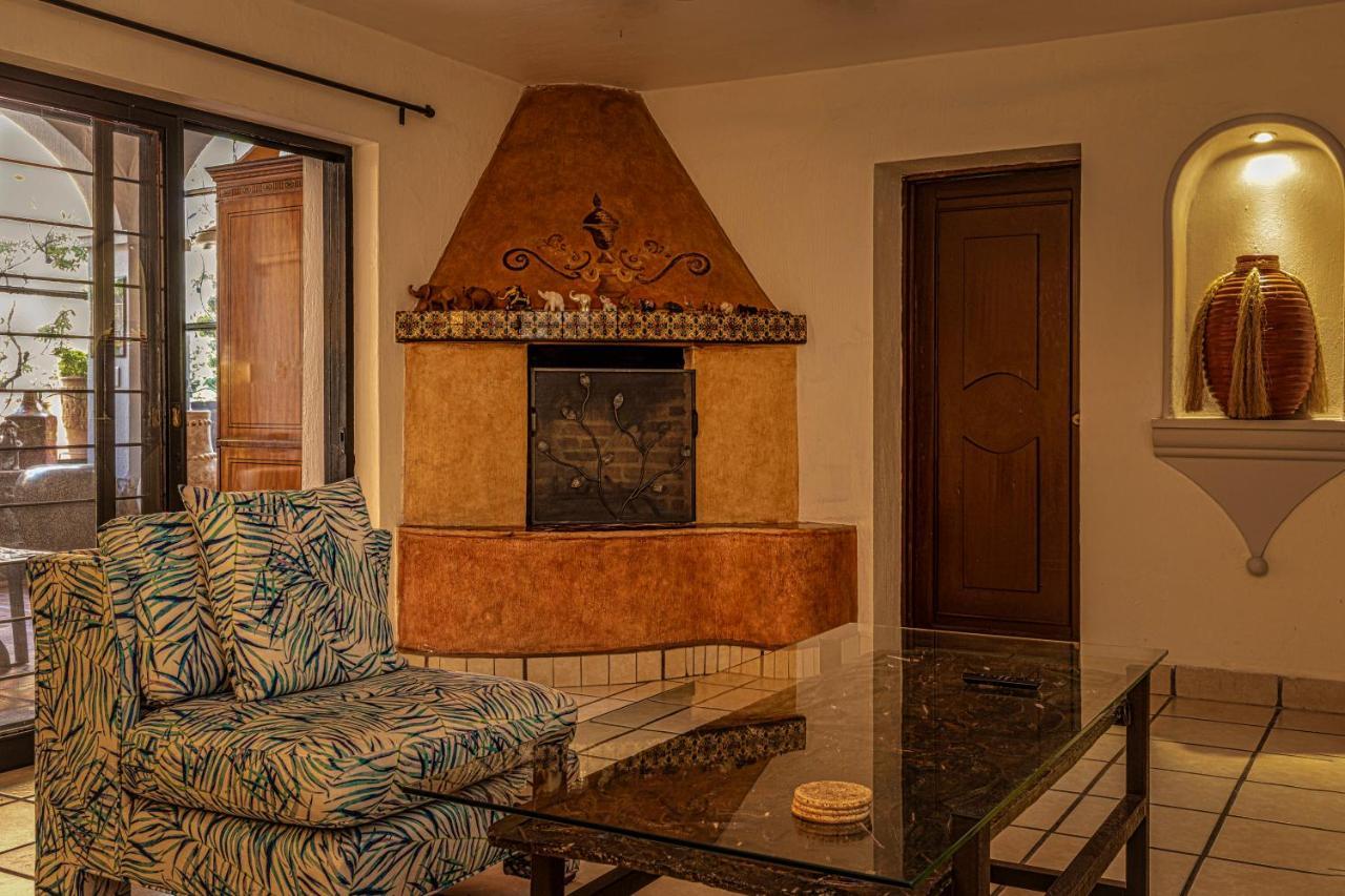 Casa Del Sol Inn Ахихик Екстер'єр фото